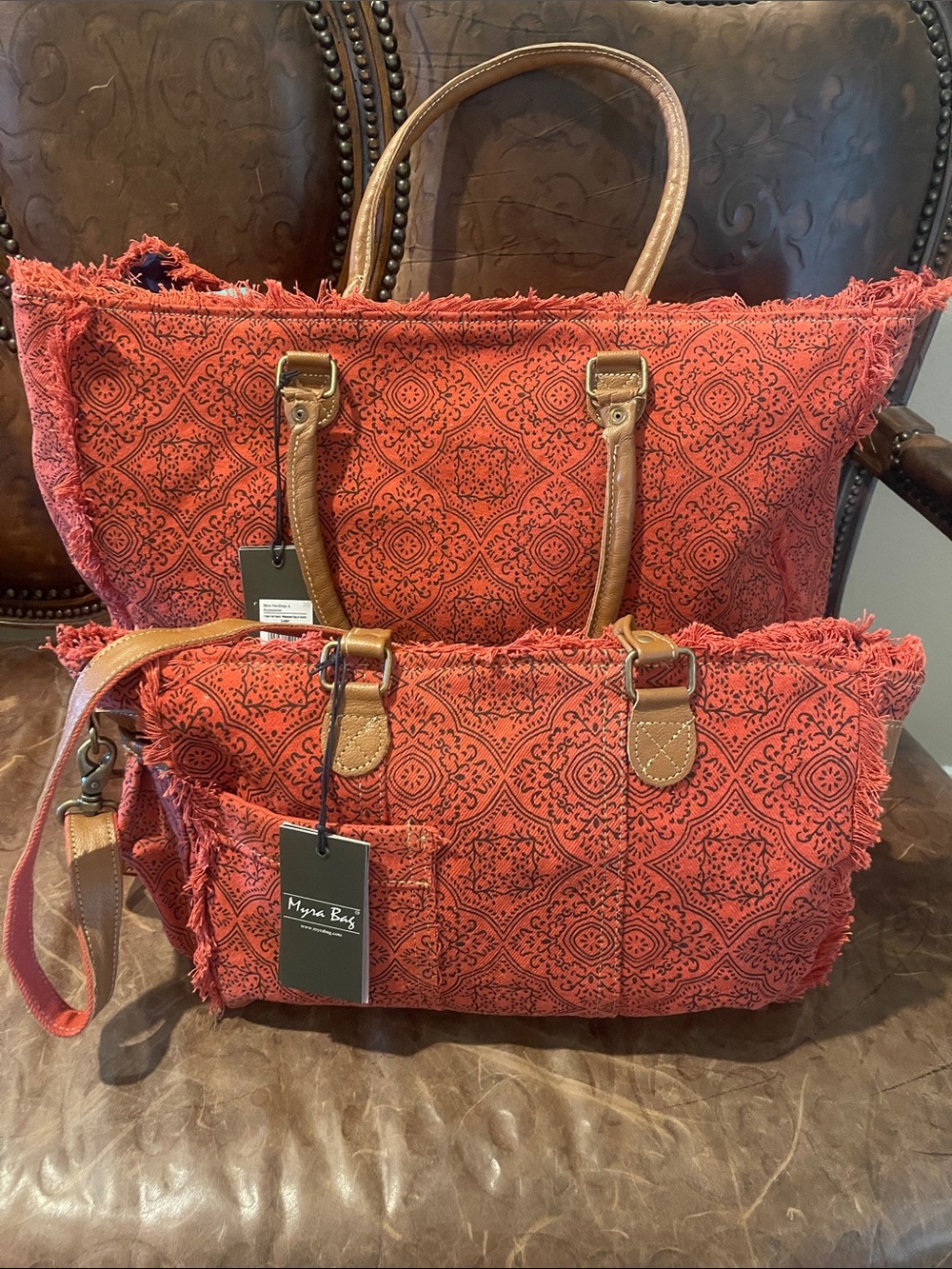 Triple Fork Ranch Weekender
Bag Set - Picture 1 of 4